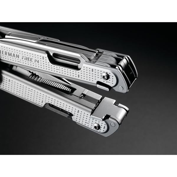 LEATHERMAN FREE P4