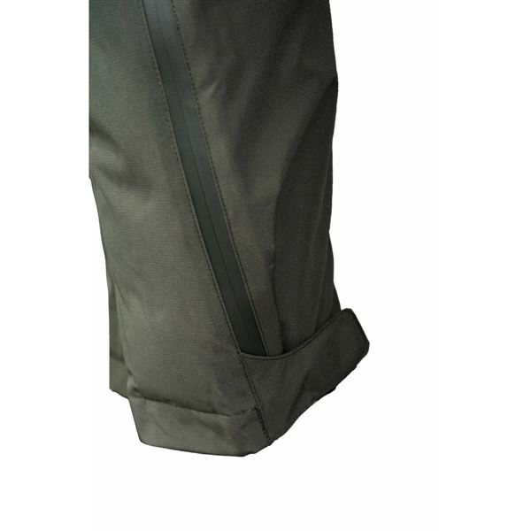 Nepromokavá zateplená bunda RidgeMonkey ThermaPro M