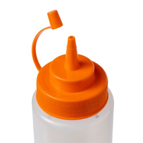 US & INT RETAIL - TRAEGER FLAT TOP GRILL SQUEEZE BOTTLE