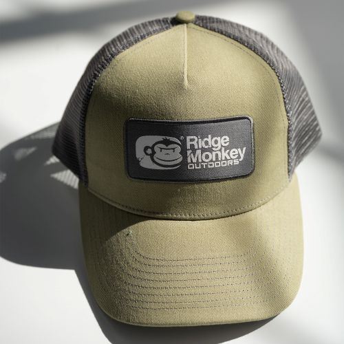 Kšiltovka RidgeMonkey Trucker Cap KHA