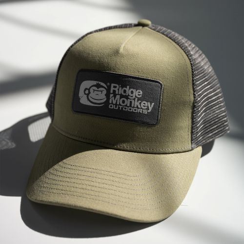 Kšiltovka RidgeMonkey Trucker Cap KHA